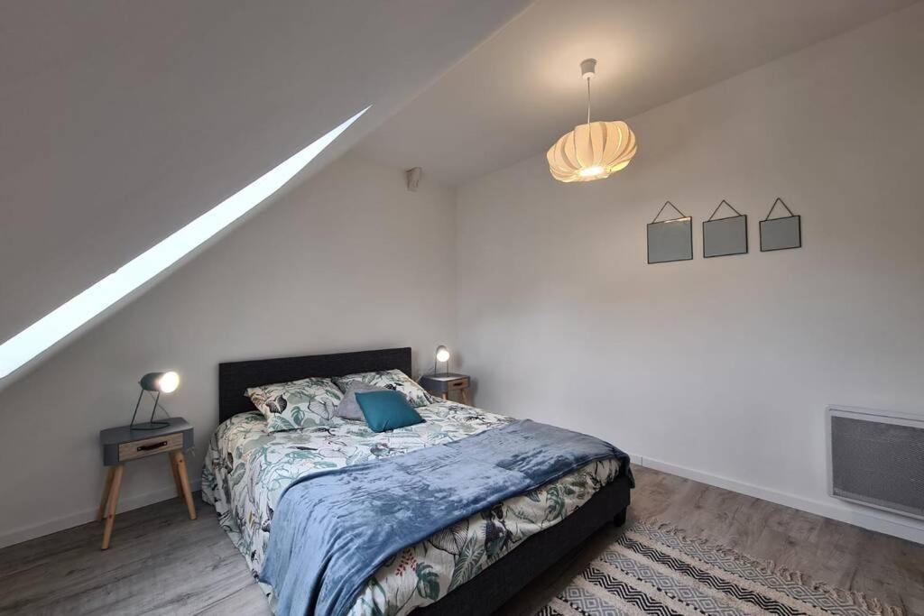 Centre Ville 3 Pieces Envoutant Sous Combles 40M² Жоани Екстериор снимка